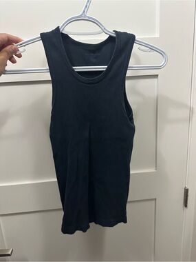 BRANDY MELVILLE NAVY TANK